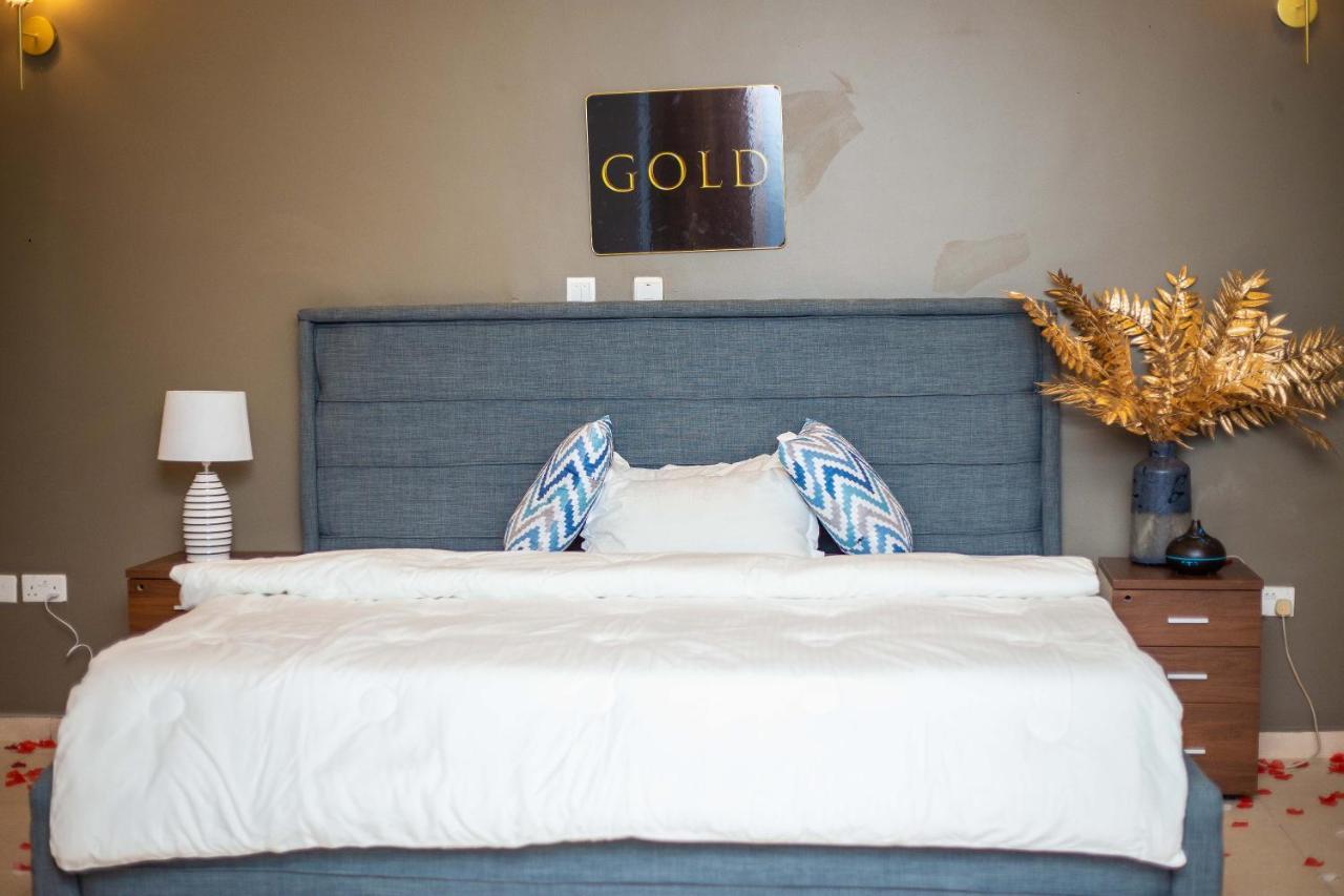 Piano & Gold Collections, Peduase Hotel Peduasi Exterior foto
